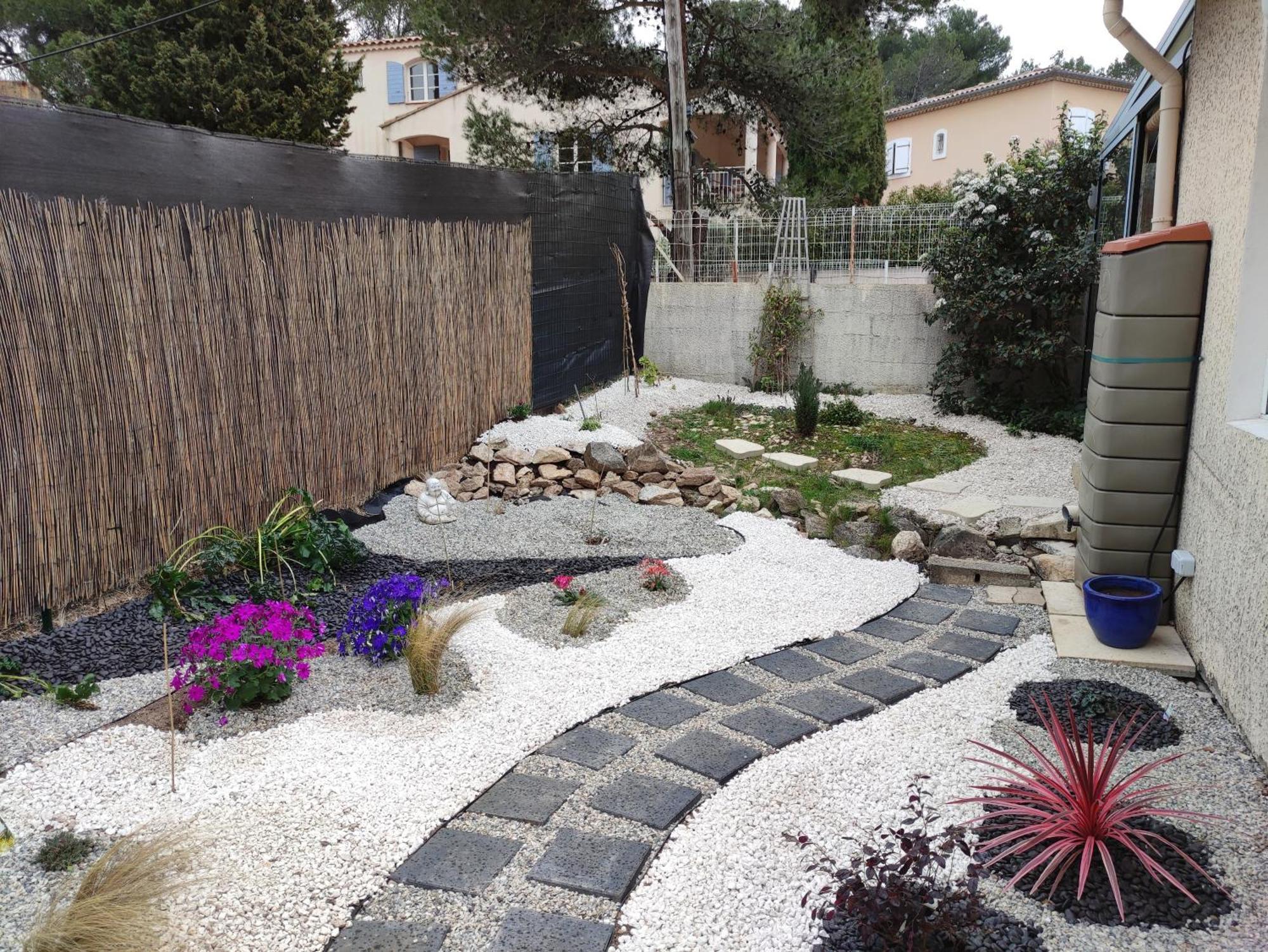 Le Jardin Des Rocailles - Villa 4 Chambres Climatisee Avec Piscine A Deux Pas D'Avignon Villeneuve-lès-Avignon Esterno foto