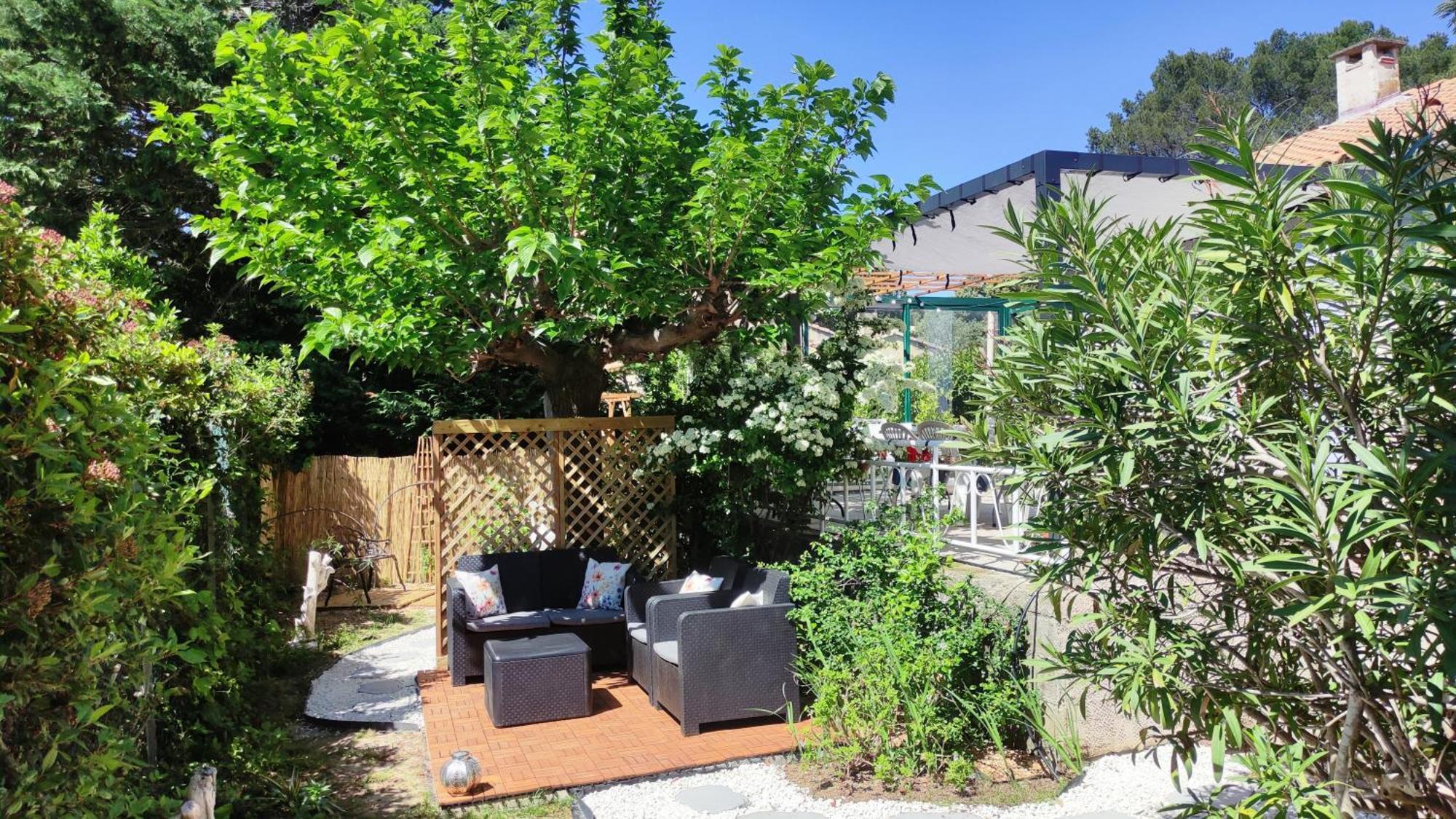 Le Jardin Des Rocailles - Villa 4 Chambres Climatisee Avec Piscine A Deux Pas D'Avignon Villeneuve-lès-Avignon Esterno foto